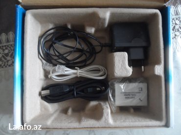 Modemlər və şəbəkə avadanlıqları: Modem ağ- dial up (1 portlu)-5 manato biri qara (tp-lİnk)-1portlu-10 — 5