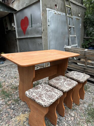 столы со стульями в столовую: Комплект стол и стулья Кухонный, Б/у