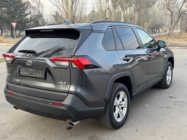 Toyota: Toyota RAV4: 2020 г., 2.5 л, Автомат, Бензин, Внедорожник — 3