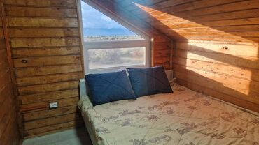 Посуточная аренда домов: 62 м², 3 комнаты — 3