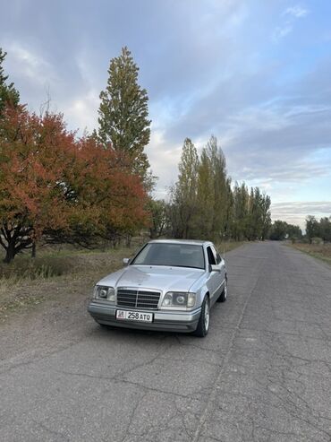 потолок ауди с4: Mercedes-Benz W124: 1995 г., 2.2 л, Автомат, Бензин, Седан