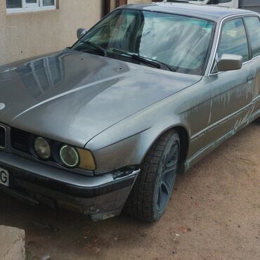 шыны и диски: BMW : 1989 г., 2 л, Механика, Бензин, Седан