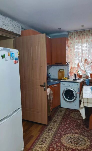 куплю дом в ала тоо: Дом, 70 м², 4 комнаты, Собственник, Косметический ремонт