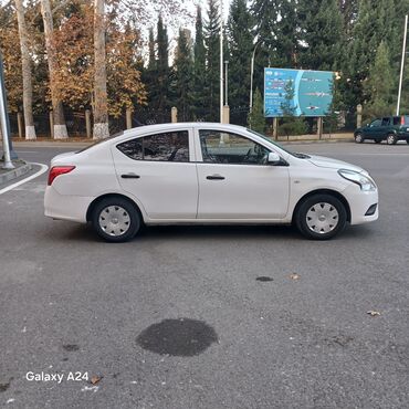 Nissan: Nissan Sunny. 2019. Mator - karopka saz vəziyyətdə. dəyişən detal — 2