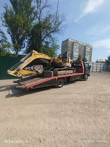 Көтөргүсү менен, Манипулятору менен, Кыймылдуу платформасы менен