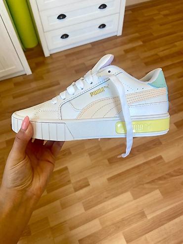 puma krasofka: PUMA ORIGINAL
Təzə. 37 gedir 36 ölçuyə — 2