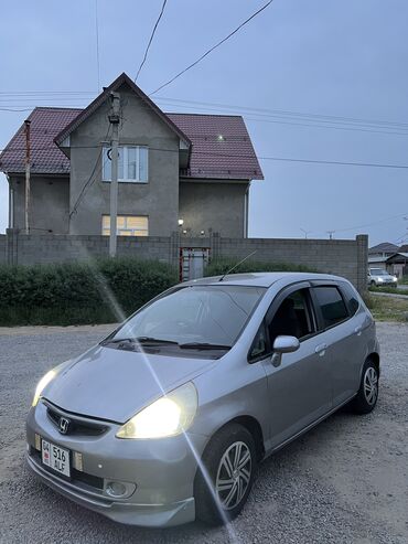 Honda: Honda Fit: 2003 г., 1.3 л, Автомат, Бензин, Хэтчбэк
