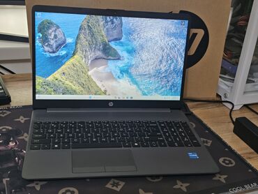 шагаюший машинка: HP Laptop 250R G9 Intel Core i3 13th Gen 1315U 8 ГБ/256 ГБ SSD Intel