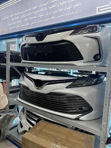 Бампер и комплектующие: Бампер Toyota, Оригинал — 28