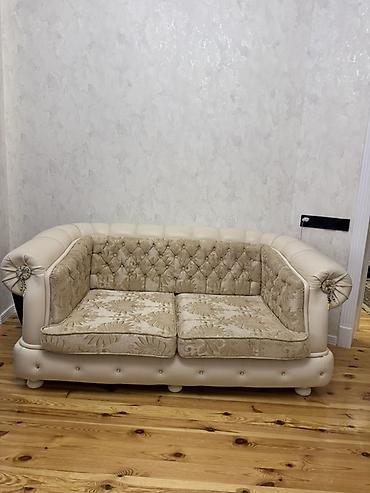 ucuz makyaj masası: Klassik üslublu yumşaq mebel dəsti Tərkib: - 1 ədəd üç nəfərlik divan — 1