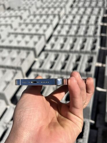 монитор обмен: IPhone 13 Pro, 256 ГБ, Белый, Наушники, Зарядное устройство, Защитное стекло, 89 %