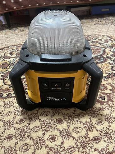 лампы led: Аккумуляторный светильник-лампа DeWalt 20V (Li‑Ion), с круговым — 2