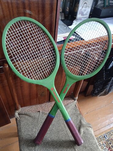продаю настольный теннис: Ракетки для большого тенниса 2 штуки