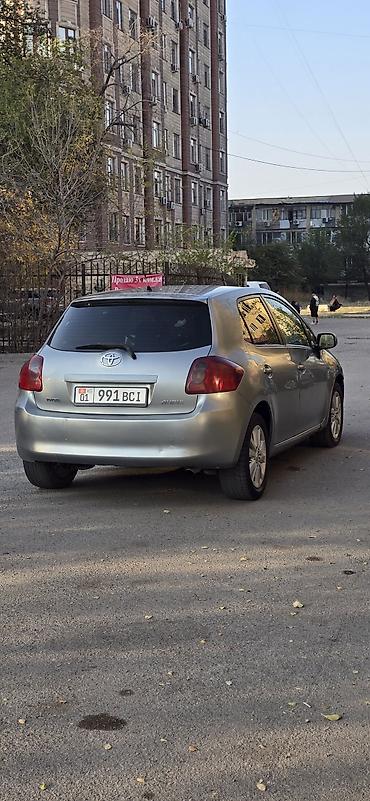 краун 2008: Toyota Auris: 2008 г., 2 л, Механика, Дизель, Хэтчбэк — 4