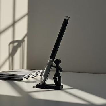 Qələm qabları: Qələm Tutacağı – Masaüstü Aksessuar - Dizayn: Minimalist, mat — 12