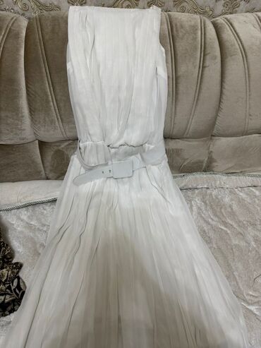 Пуховики и зимние куртки: Продаю все срочно дешево — 21