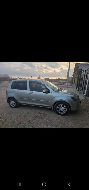 обмен на дом в городе каракол: Mazda Demio: 2003 г., 1.3 л, Автоматтык, Бензин, Хетчбек