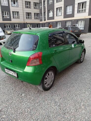 тойота хайс 2000: Toyota Vitz: 2005 г., 1.3 л, Вариатор, Бензин