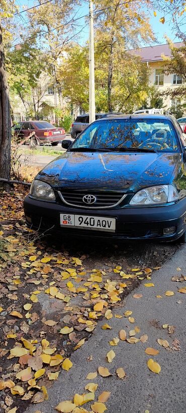 Toyota: Toyota Avensis: 2001 г., 1.8 л, Механика, Бензин, Универсал