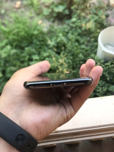Apple iPhone: IPhone X, 64 GB, Black Titanium, Face ID