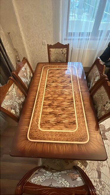 Sifarişlə mebel: Qonaq otağı üçün, İşlənmiş, Açılan, Dördbucaq masa, 6 stul
