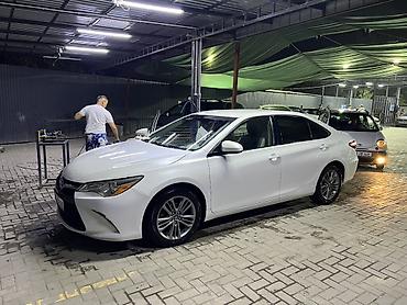 Toyota: Toyota Camry: 2016 г., Седан — 2