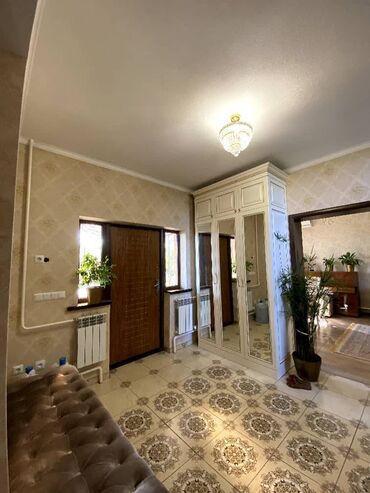 Продажа домов: Дом, 125 м², 4 комнаты, Риэлтор — 8