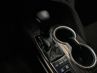 crown 2004: Toyota Camry: 2019 г., 2.5 л, Автомат, Гибрид, Седан — 8