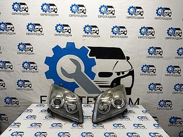 Комплект передних фар Toyota 2004 г., Б/у, Оригинал, Германия