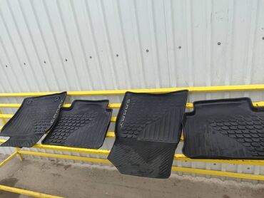 Другие детали салона: Продаю полики на камри 70й цена 1500с at lalafo.kg Другие детали салона: Продаю полики на камри 70й цена 1500с