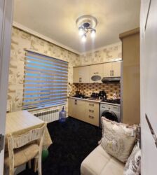 Uzunmüddətli kirayə mənzillər: Menzil Neftcilerde yerlewir Kapital Bankin yaninda 5 mertebenin 2ci -da lalafo.az — 6 Uzunmüddətli kirayə mənzillər: Menzil Neftcilerde yerlewir Kapital Bankin yaninda 5 mertebenin 2ci — 6