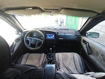 подлокодник: Volkswagen Passat: 1990 г., 1.8 л, Механика, Бензин, Седан — 9
