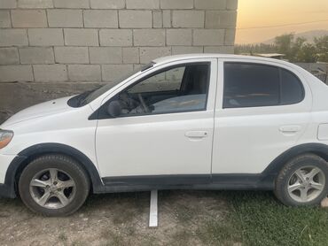 купить двигатель опель вектра а 1.6: Toyota Platz: 2000 г., 1.5 л, Механика, Бензин, Седан
