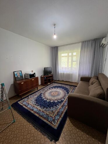 бишкек куплю квартиру: 3 комнаты, 68 м², 105 серия, 2 этаж, Косметический ремонт