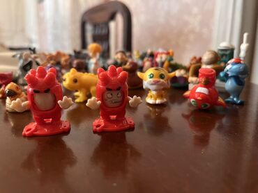 Heykəlciklər: Müxtəlif kolleksiya fiqurları dəsti - Təxminən 35+ ədəd kiçik — 8