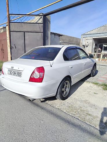 elantra 2016: Hyundai Elantra: 2 l | 2004 il Sedan — 5