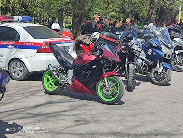 Мотоциклы: Спортбайк Honda, 750 куб. см, Бензин, Взрослый, Б/у