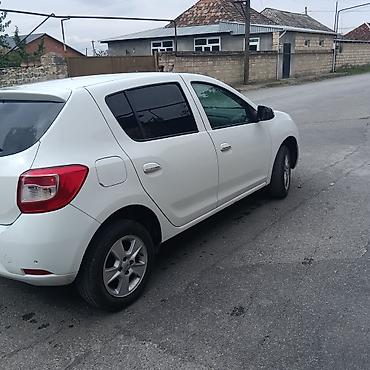 фольксваген пассат 1: Renault Sandero, ağ rəng, hetçbek gövdə. Texniki xüsusiyyət və — 4