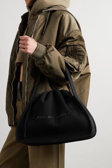 панел чехол: Продаю сумки женские Balenciaga, по себестоимости люкс качество 1в1