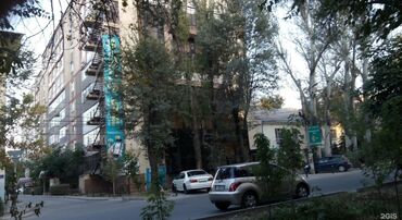 рестораны в бишкеке: Продаю Офис 215 м², С ремонтом, С мебелью, Многоэтажное здание, 1 этаж