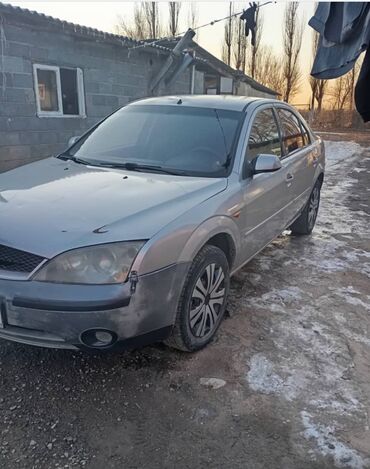 Toyota: Toyota : 2004 г., 1.8 л, Механика, Бензин, Седан