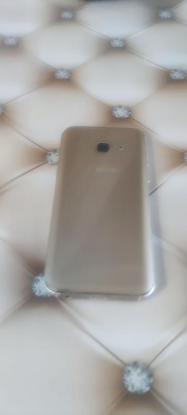 айфон 5 с: Samsung Galaxy A5, цвет - Золотой, Отпечаток пальца — 3
