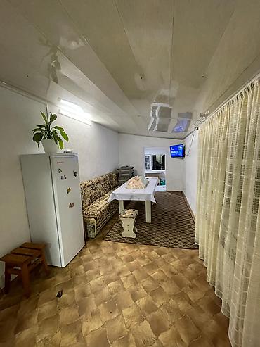 Продажа коттеджей и домов: 🏡 Продается дом в селе Таш-Добо 📍 Улица: Киргизия Характеристики: 📐 — 10