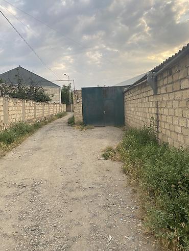 qubada obyekt satilir: 4 otaqlı, 125 kv. m, Təmirsiz — 1