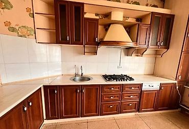 Долгосрочная аренда домов: 300 м², 7 комнат — 7