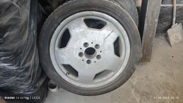 диски на уаз: Дөңгөлөктөр монтажда 225 / 40 / R 17, Кыш, Колдонулган, 1 даана, Жеңил унаалар, Куйма, тешиктери - 5