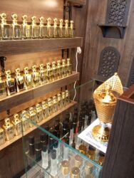 Парфюмерия: Новый Ош Базар 27-ой ряд Ош жаны базарда 27чи катарда оригиналдуу — 4