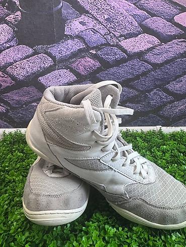 носки асикс: Кроссовки ASICS для зала/борьбы (мид-топ) - Вентиляция: перфорация по — 3