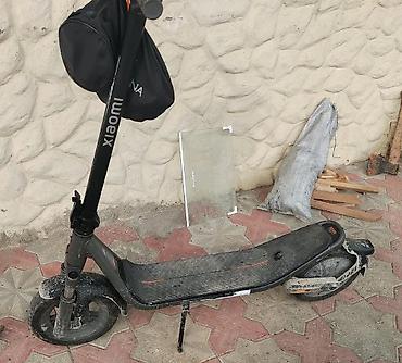 Skuter satılır – 850 AZN. Model: Xiaomi elektrik skuter. - Daşıma