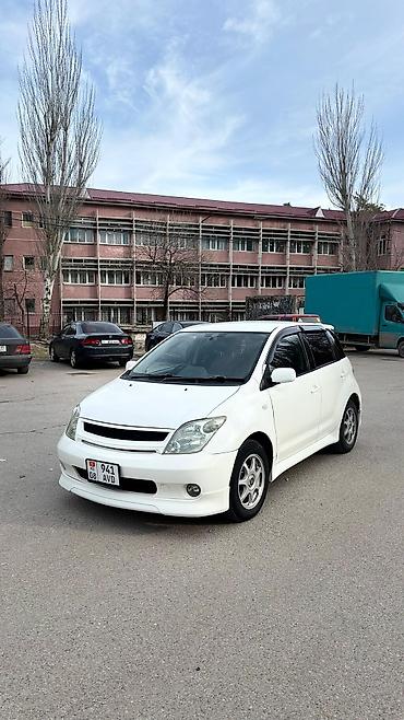 Toyota: Toyota Ist: 2002 г., 1.5 л, Автомат, Бензин, Хэтчбэк — 1